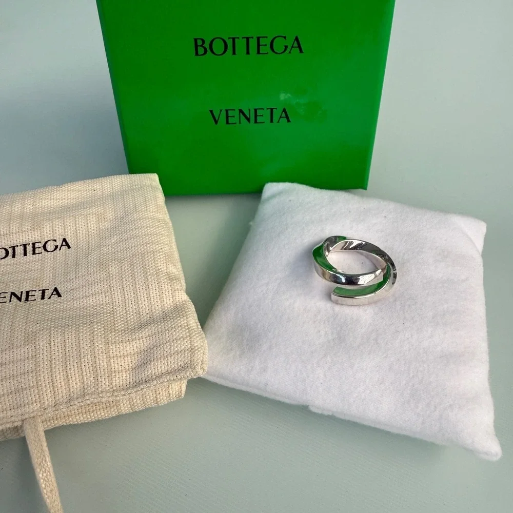 Bottega Veneta Mens AG925 Sterling Silver Twisted Wrap‎ Ring Size 17 Italy